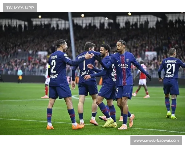 巴黎圣日耳曼vs巴黎FC：杜埃首开纪录，点球扳平引悬念